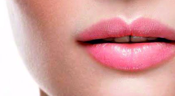 25-Lip Lighetning Treatment