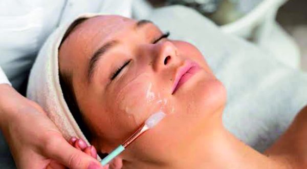 9-Korean Glass Glow Facial